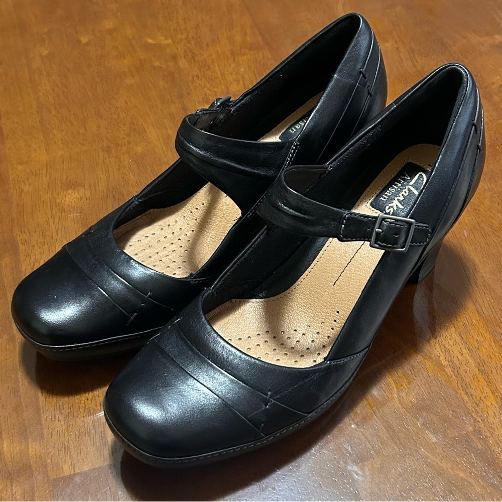 Clarks Artisan Women's Leather Mary Jane Blocked Heels Size 9.5M Black Academia
